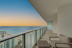 2 BR Apartment with Amenities and Balcony